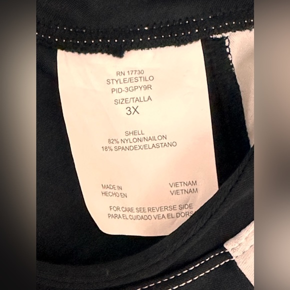 LGBTQ Unisex Black & White Long Sleeve Pride Adult Rash guard Swim/Athletic Top - Picture 5 of 8